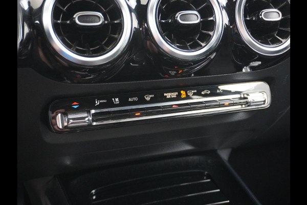 Mercedes-Benz GLA 250e Luxury // Trekhaak // Carplay // WideScreen // Navigatie // LED Koplampen // Cruise Control
