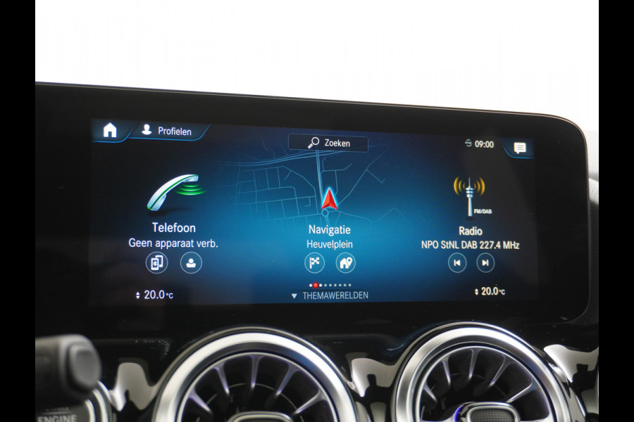 Mercedes-Benz GLA 250 e AMG // Panoramadak // 20" AMG Velgen // Nightpakket // Sfeerverlichting // Camera //