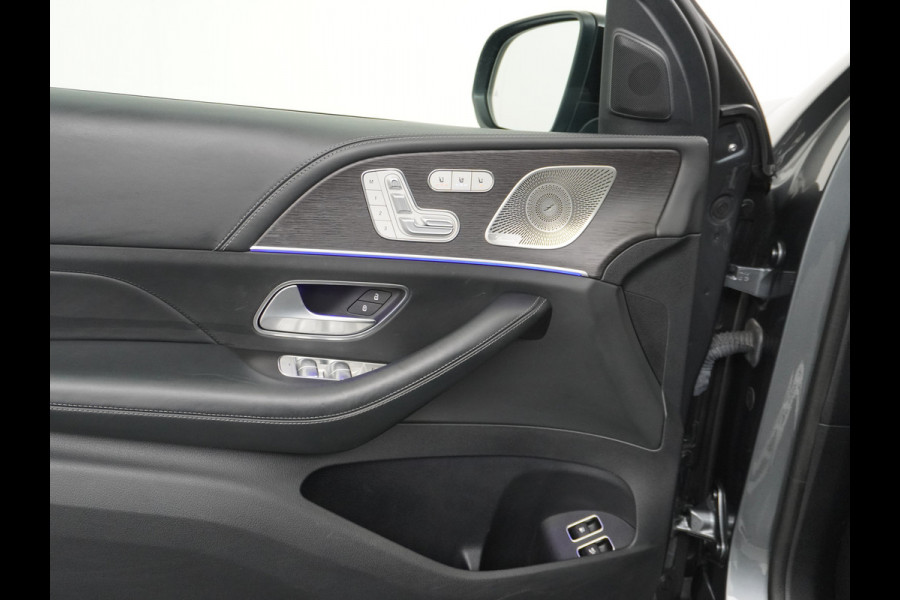 Mercedes-Benz GLE Coupé 350e AMG // Luchtvering // Massage Stoelen // Panoramadak // Trekhaak 3500kg // Headup // Nappa Leer // Stoelkoeling // Bu