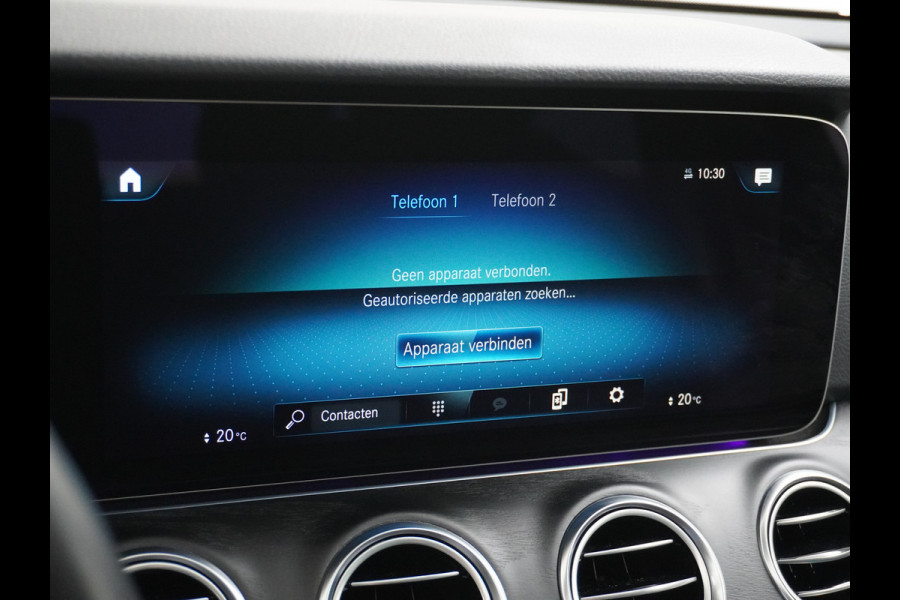 Mercedes-Benz E-Klasse 300e AMG // Trekhaak 2100kg // 360 Camera // Schuifdak // Night pakket // Elek. Achterklep // Carplay