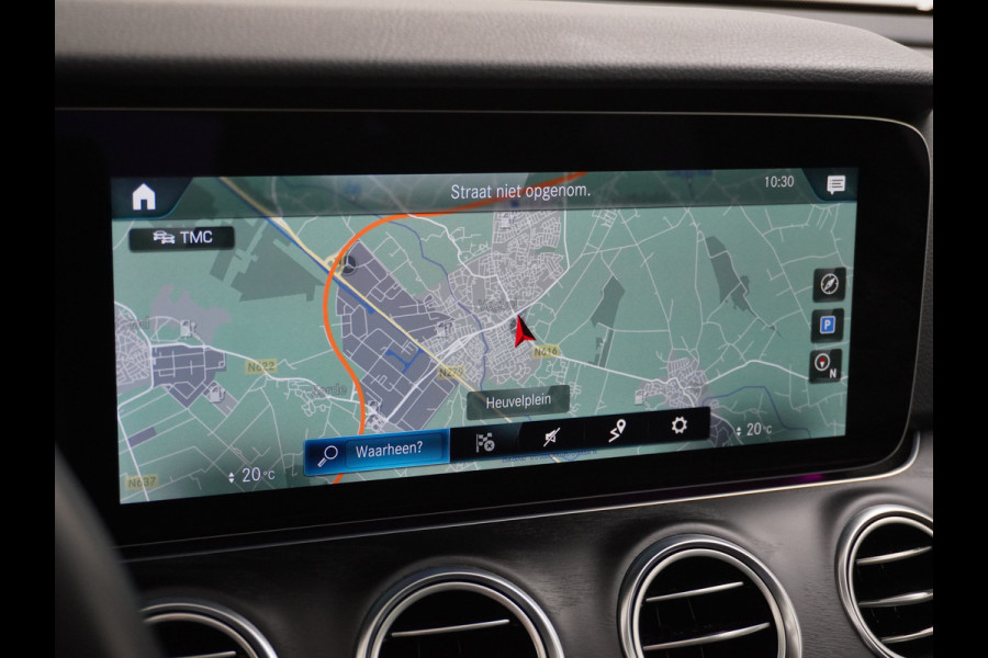 Mercedes-Benz E-Klasse 300e AMG // Trekhaak 2100kg // 360 Camera // Schuifdak // Night pakket // Elek. Achterklep // Carplay