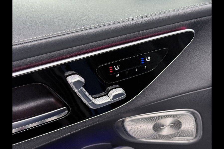 Mercedes-Benz GLC 300e AMG 4Matic // Trekhaak // Massage // Burmester 3D // Multi Contour Stoelen // 360 // Distronic // Panoramadak // AirBalance