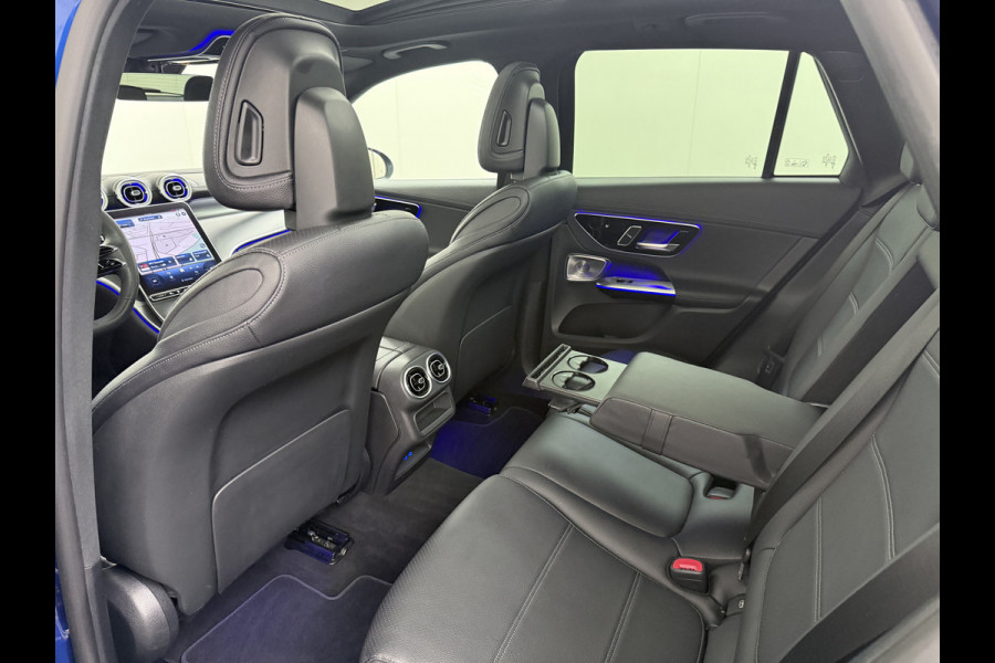 Mercedes-Benz GLC 300e AMG 4Matic // Trekhaak // Massage // Burmester 3D // Multi Contour Stoelen // 360 // Distronic // Panoramadak // AirBalance