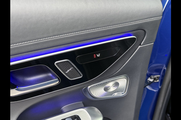 Mercedes-Benz GLC 300e AMG 4Matic // Trekhaak // Massage // Burmester 3D // Multi Contour Stoelen // 360 // Distronic // Panoramadak // AirBalance