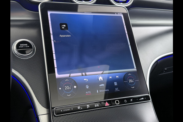 Mercedes-Benz GLC 300e AMG 4Matic // Trekhaak // Massage // Burmester 3D // Multi Contour Stoelen // 360 // Distronic // Panoramadak // AirBalance