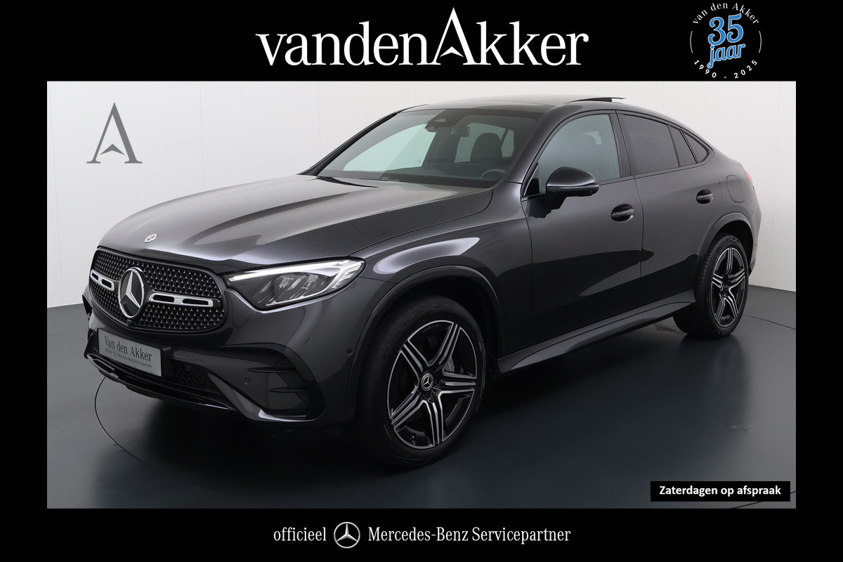 Mercedes-Benz GLC 300e AMG Coupé 4Matic // Trekhaak // Panoramadak // Headup Display // Burmester 3D // 360 Camera // Night pakket // Memory // Sf