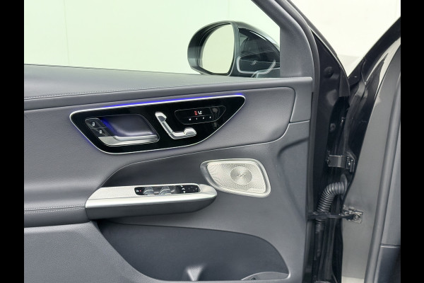 Mercedes-Benz GLC 300e AMG Coupé 4Matic // Trekhaak // Panoramadak // Headup Display // Burmester 3D // 360 Camera // Night pakket // Memory // Sf