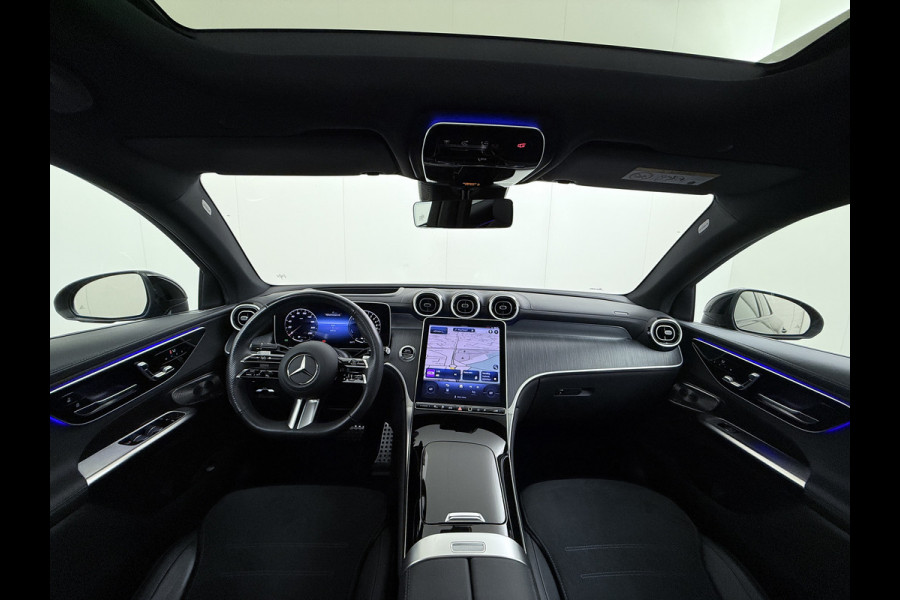 Mercedes-Benz GLC 300e AMG Coupé 4Matic // Trekhaak // Panoramadak // Headup Display // Burmester 3D // 360 Camera // Night pakket // Memory // Sf