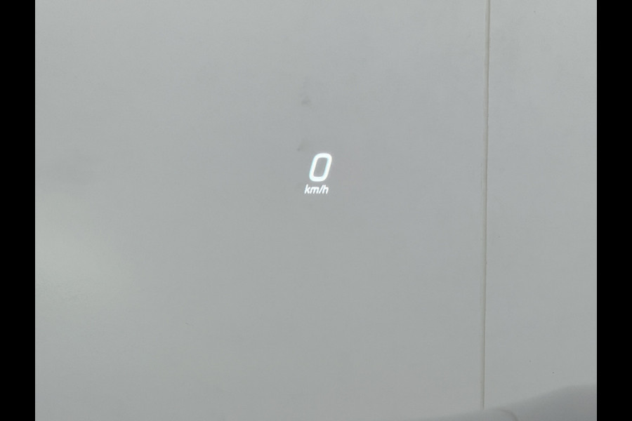 Mercedes-Benz GLC 300e AMG Coupé 4Matic // Trekhaak // Panoramadak // Headup Display // Burmester 3D // 360 Camera // Night pakket // Memory // Sf