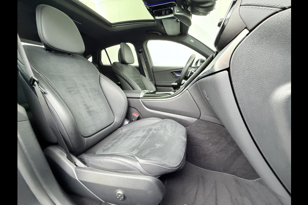 Mercedes-Benz GLC 300e AMG Coupé 4Matic // Trekhaak // Panoramadak // Headup Display // Burmester 3D // 360 Camera // Night pakket // Memory // Sf