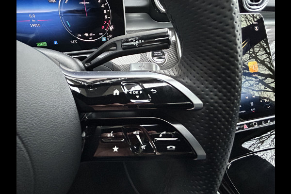 Mercedes-Benz C-Klasse 300e AMG Estate // Trekhaak // Panoramadak // Distronic // 360 Camera // Memory // Sfeerverlichting