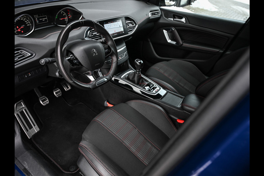 Peugeot 308 SW 1.2 PureTech GT-line · Cruise control · Apple carplay/Android auto · 360 Camera · Panorama dak · Denon audio