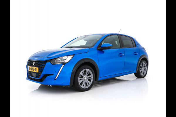 Peugeot e-208 EV Allure 50 kWh {SOH-91%} Aut *FULL-LED | DIGI-COCKPIT | BLINDSPOT | CAMERA | NAVI-FULLMAP | LANE-ASSIST | KEYLESS | DAB | CCS-FASTLOADER | TOP-VIEW | AMBIENT-LIGHT | PRIVACY-GLASS | 17"ALU*