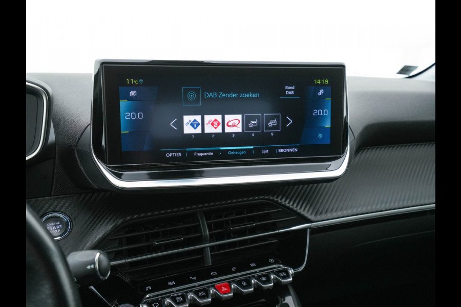 Peugeot e-208 EV Allure 50 kWh {SOH-91%} Aut *FULL-LED | DIGI-COCKPIT | BLINDSPOT | CAMERA | NAVI-FULLMAP | LANE-ASSIST | KEYLESS | DAB | CCS-FASTLOADER | TOP-VIEW | AMBIENT-LIGHT | PRIVACY-GLASS | 17"ALU*