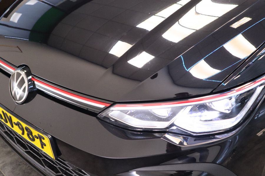 Volkswagen Golf 2.0 TSI GTI ACC Panoramadak Leder Memory seat Harman&kardon