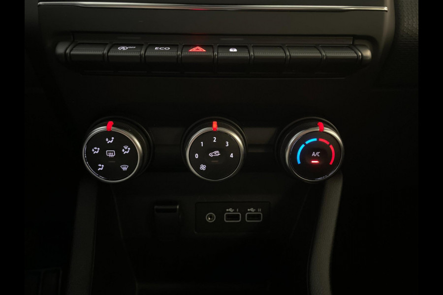 Renault Clio 1.0 TCe 90 Equilibre AIRCO NAVI CRUISE APPLE CARPLAY ELEK RAMEN CENT VERG METALLIC LAK ZEER NETTE AUTO