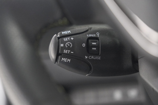 Peugeot 208 Hybrid 136 e-DCS6 GT Camera | Apple Carplay & Android Auto | Parkeersensoren