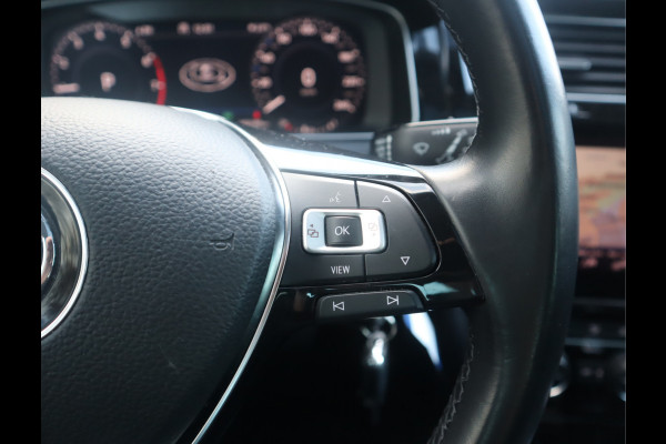 Volkswagen Golf 1.5 TSI Highline R-Line // Dealeronderhouden