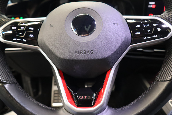 Volkswagen Golf 2.0 TSI GTI ACC Panoramadak Leder Memory seat Harman&kardon