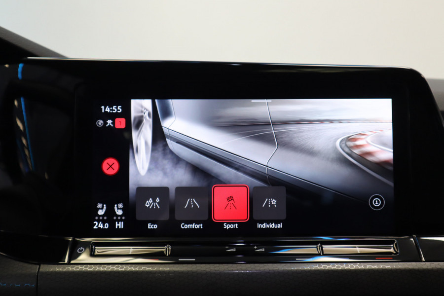 Volkswagen Golf 2.0 TSI GTI ACC Panoramadak Leder Memory seat Harman&kardon