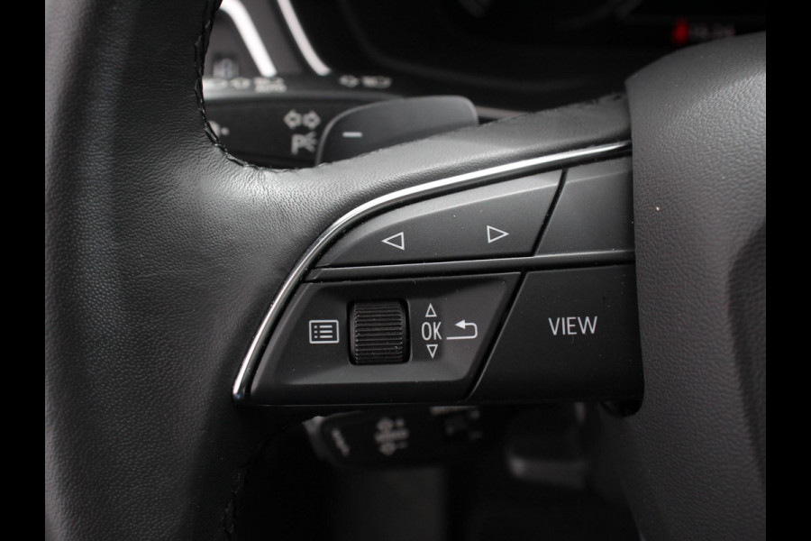 Audi A4 Avant 40 TFSI 205pk Automaat S Line Plus | Adaptive Cruise Control | Climate Control | LED | Navigatie | Parkeersensoren | Vitrual cockpit | Lichtmetalen velgen | Elektrische kofferbak | Line assist