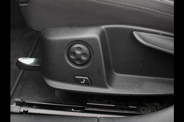 Audi A4 Avant 40 TFSI 205pk Automaat S Line Plus | Adaptive Cruise Control | Climate Control | LED | Navigatie | Parkeersensoren | Vitrual cockpit | Lichtmetalen velgen | Elektrische kofferbak | Line assist