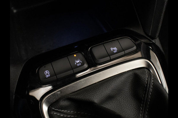 Opel Corsa 1.2 Edition Sport (APPLE CARPLAY,NAVI,STUURVERWARMING,CRUISE,PDC,BLACK EDITION,SPORTSTOELEN,LM VELGEN,NETTE STAAT)