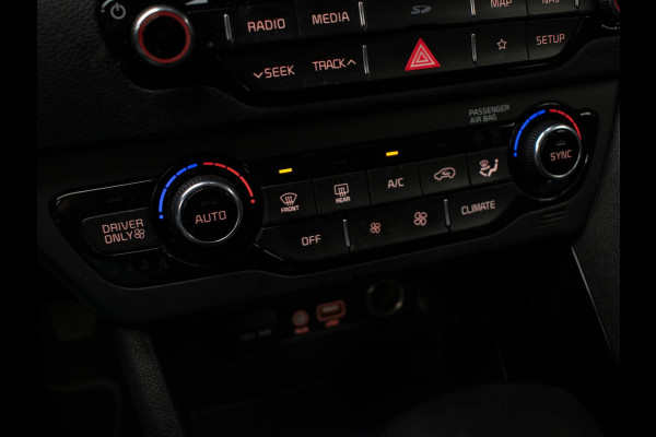 Kia Niro 1.6 GDi Hybrid DynamicLine Sport (NAVI,CAMERA,CRUISE,LANE ASSIST,LEDER,LED,SPORTSTOELEN,LM VELGEN,NETTE STAAT)