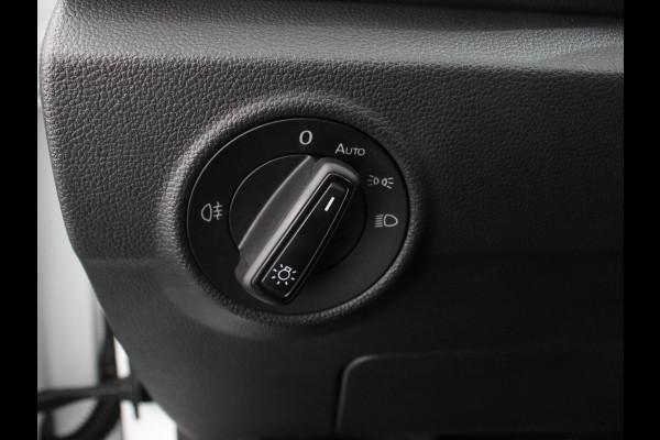 Volkswagen T-Roc 1.5 TSI 150pk DSG Life | Navigatie | Apple Carplay/Android Auto | Adaptive Cruise Control | Trekhaak | Parkeersensoren | Stoelverwarming | Ledverlichting | Getinte ramen | Climate Control |