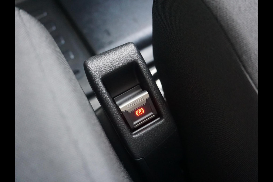 Opel Vivaro Electric L3 75 kWh | tot 8 jaar garantie | navigatie incl. Apple Carplay | airco | parkeersensoren | e-Call pakket | 3-zitplaatsen | rijklaarprijs