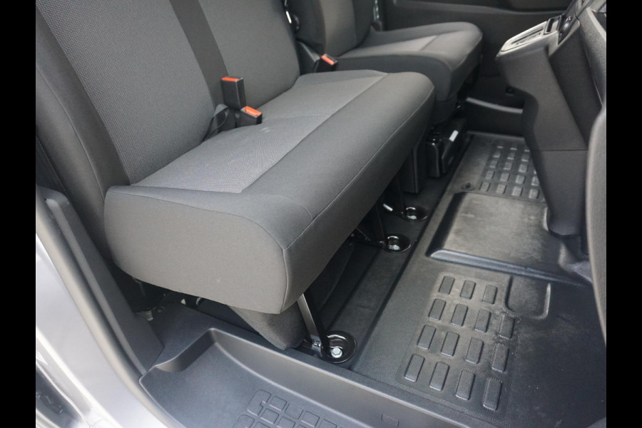 Opel Vivaro Electric L3 75 kWh | tot 8 jaar garantie | navigatie incl. Apple Carplay | airco | parkeersensoren | e-Call pakket | 3-zitplaatsen | rijklaarprijs