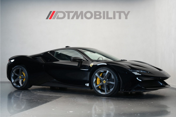 Ferrari SF90 Stradale 4.0 V8 | Assetto Fiorano | Daytona Racing seats |