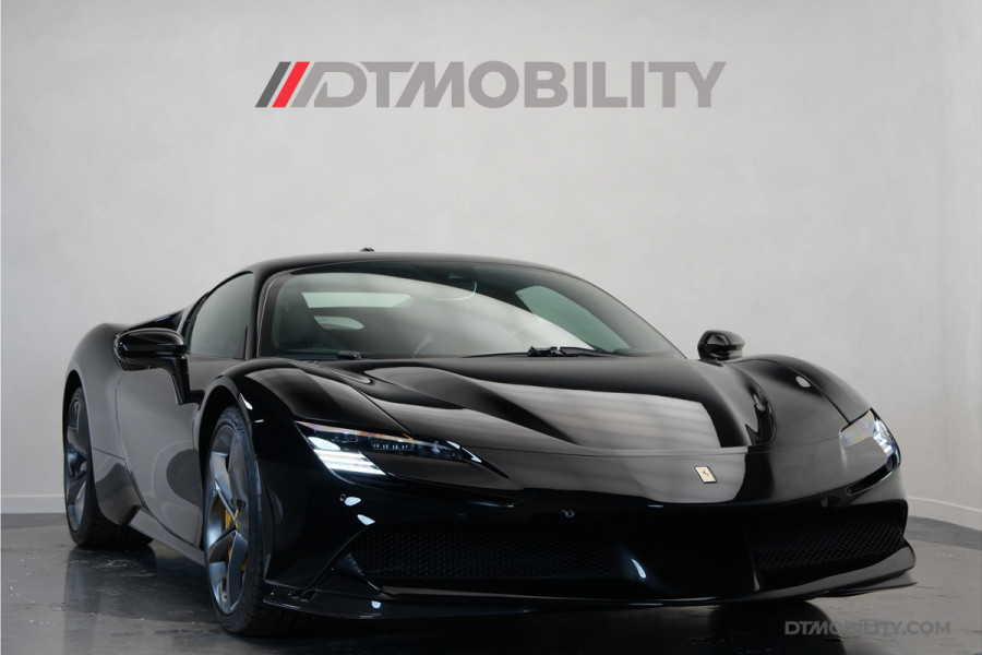 Ferrari SF90 Stradale 4.0 V8 | Assetto Fiorano | Daytona Racing seats |