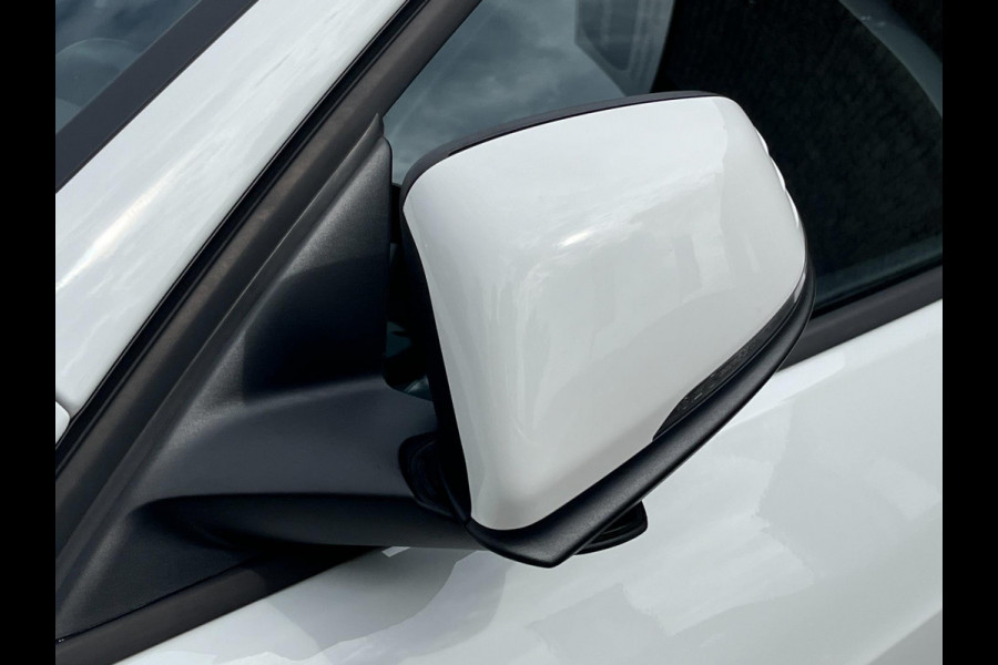 BMW 1-serie 118i Corporate High Executive 140PK / AUTOMAAT / 4-SEIZ. BANDEN / PDC / NAVI / CRUISE