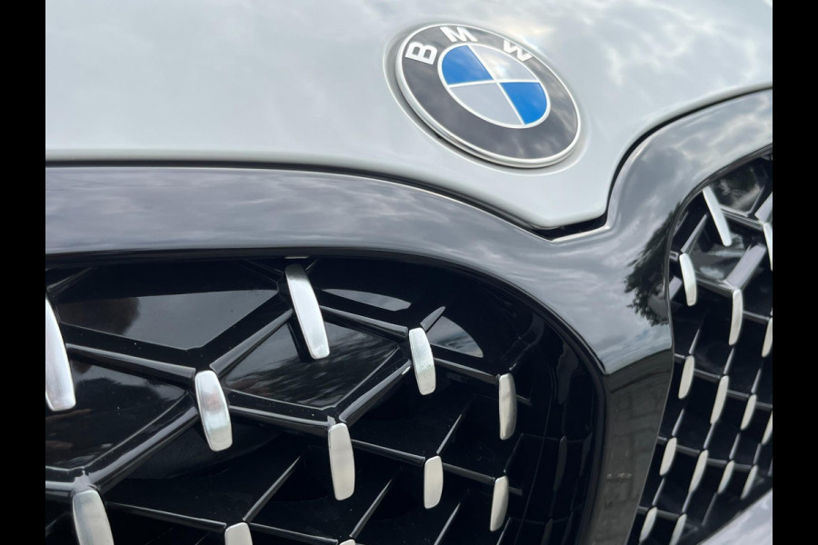 BMW 1-serie 118i Corporate High Executive 140PK / AUTOMAAT / 4-SEIZ. BANDEN / PDC / NAVI / CRUISE