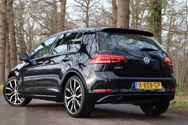 Volkswagen Golf 1.0 TSI Comfortline Business | Camera | Carplay | ACC |