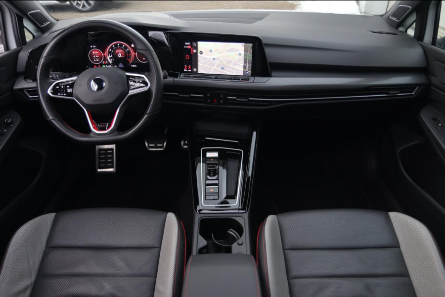 Volkswagen Golf 2.0 TSI GTI Clubsport / PANO / HK / MEMORY / KEYLESS / HUD / IQ / ACC