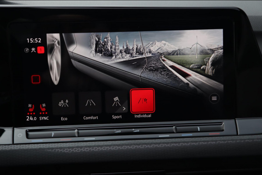 Volkswagen Golf 2.0 TSI GTI Clubsport / PANO / HK / MEMORY / KEYLESS / HUD / IQ / ACC