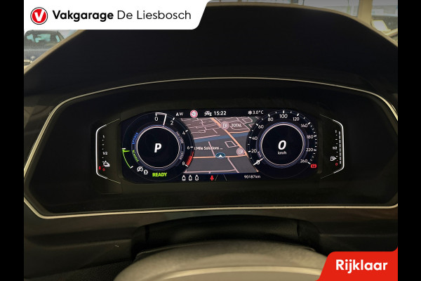 Volkswagen Tiguan 1.4 TSI eHybrid Business+ /pano/camera/apple carplay/stoel stuur verw./virtual