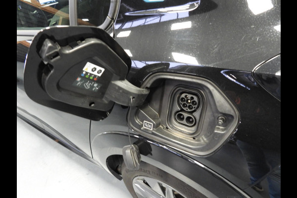 Peugeot e-208 EV Active Pack 50 kWh NAVI/CLIMA/CRUISE/PDC!