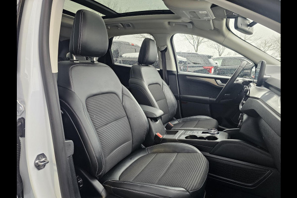 Ford Kuga 2.5 PHEV Titanium X | Panoramadak | Adaptive cruise control | Winter Pack | Achteruitrijcamera | Dubbele wielset