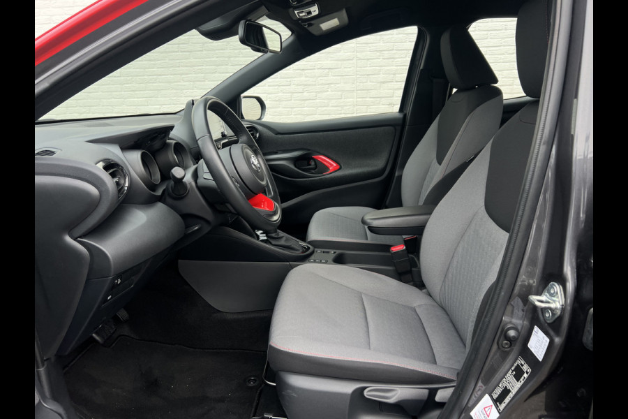 Toyota Yaris 1.5 Hybrid Dynamic | ACC | Dodehoek | LED | Carplay | Camera | PDC