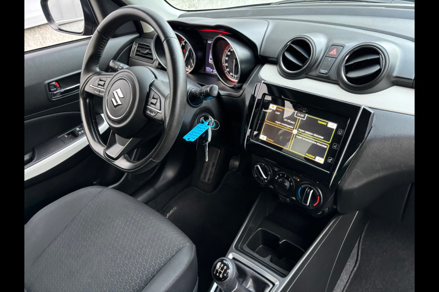 Suzuki Swift 1.2 Select Smart Hybrid