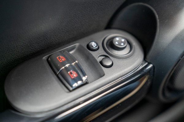 MINI Mini Electric Yours 33 kWh|Prijs rijklaar incl 12 mnd garantie|HUD Harman Kardon Leder Camera