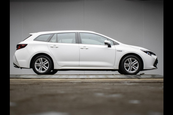 Toyota Corolla Touring Sports 1.8 Hybrid Active Sport (NAVI,CLIMATE,ADAPTIVE CRUISE,CAMERA,PDC,SPORTSTOELEN,LM VELGEN,NETTE STAAT)