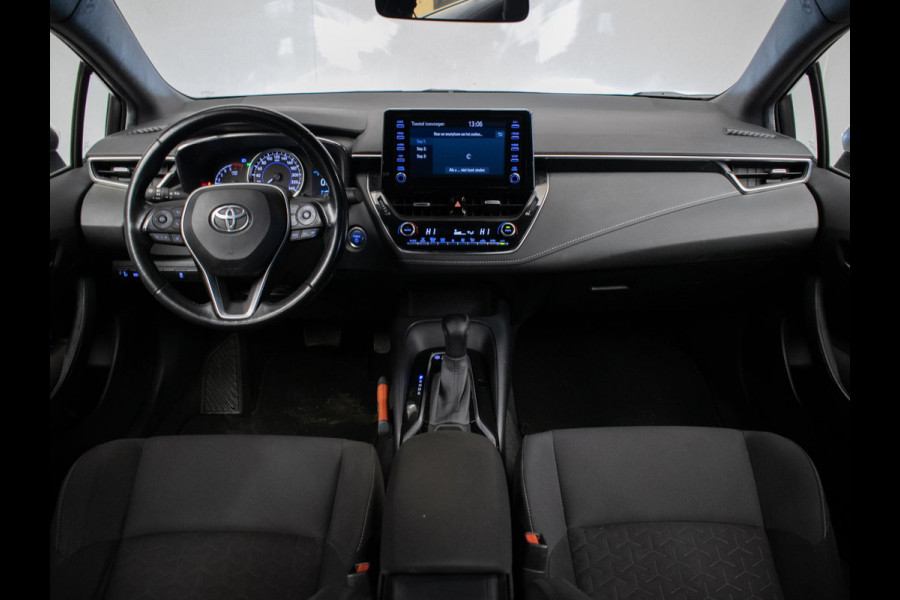 Toyota Corolla Touring Sports 1.8 Hybrid Active Sport (NAVI,CLIMATE,ADAPTIVE CRUISE,CAMERA,PDC,SPORTSTOELEN,LM VELGEN,NETTE STAAT)