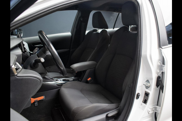 Toyota Corolla Touring Sports 1.8 Hybrid Active Sport (NAVI,CLIMATE,ADAPTIVE CRUISE,CAMERA,PDC,SPORTSTOELEN,LM VELGEN,NETTE STAAT)