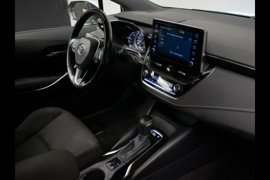 Toyota Corolla Touring Sports 1.8 Hybrid Active Sport (NAVI,CLIMATE,ADAPTIVE CRUISE,CAMERA,PDC,SPORTSTOELEN,LM VELGEN,NETTE STAAT)