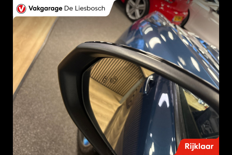 Lynk & Co 01 1.5 | Pano/infinity/memory/navi/camera/elec klep/