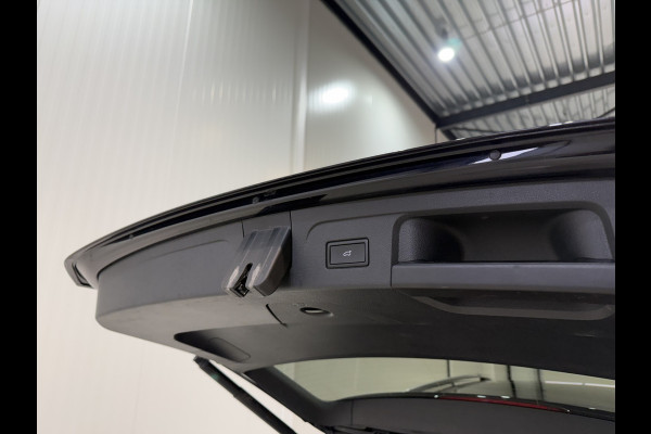 Volkswagen Touran 7p 1.5 TSI 150pk DSG Highline | ACC | Full Led